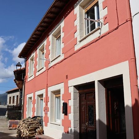 Casa Rural Cares Santa Maria de Valdeon Extérieur photo