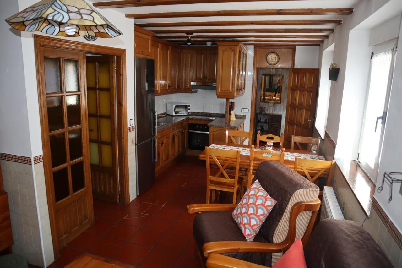 Casa Rural Cares Santa Maria de Valdeon Extérieur photo